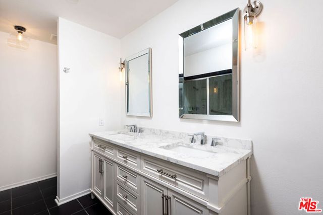 5100 Via Dolce 206, Marina Del Rey, CA 90292
