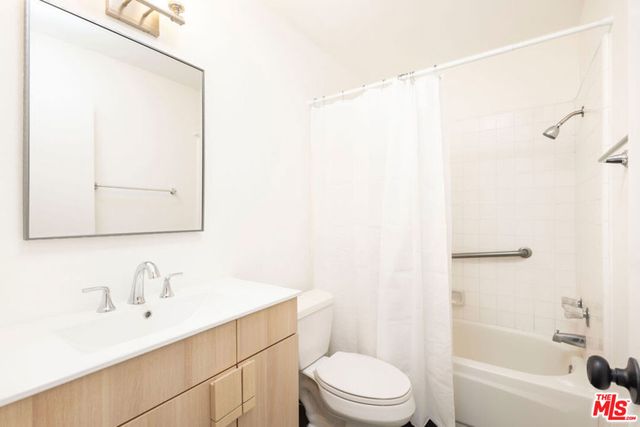 5100 Via Dolce 206, Marina Del Rey, CA 90292