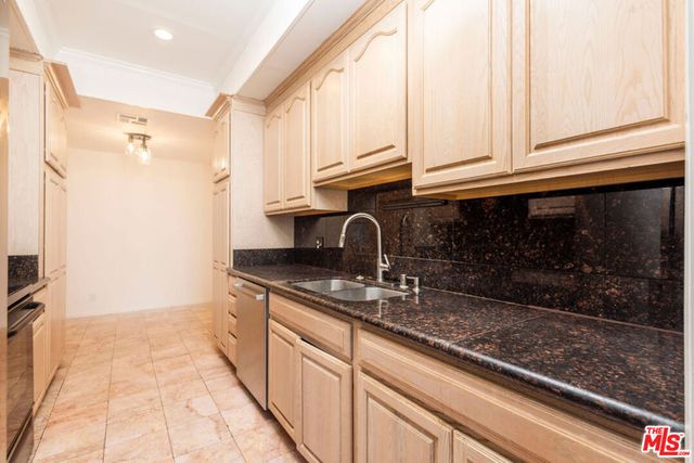 5100 Via Dolce 206, Marina Del Rey, CA 90292