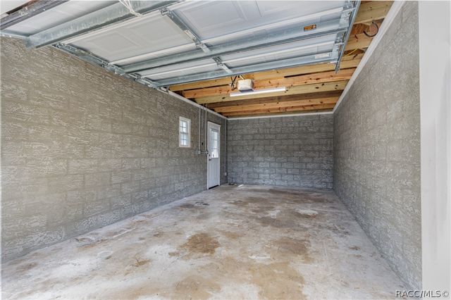 8687 E Jefferson Street, Floral City, FL 34436