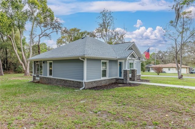 8687 E Jefferson Street, Floral City, FL 34436