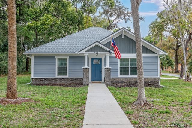 8687 E Jefferson Street, Floral City, FL 34436