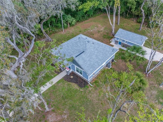 8687 E Jefferson Street, Floral City, FL 34436