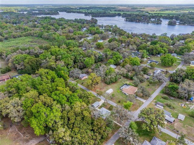 8687 E Jefferson Street, Floral City, FL 34436