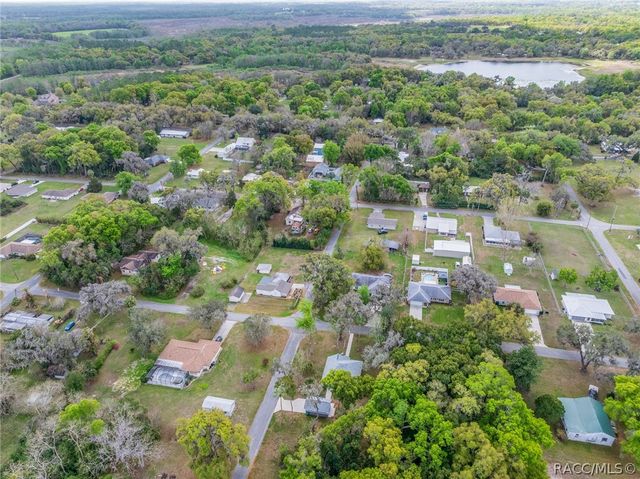 8687 E Jefferson Street, Floral City, FL 34436