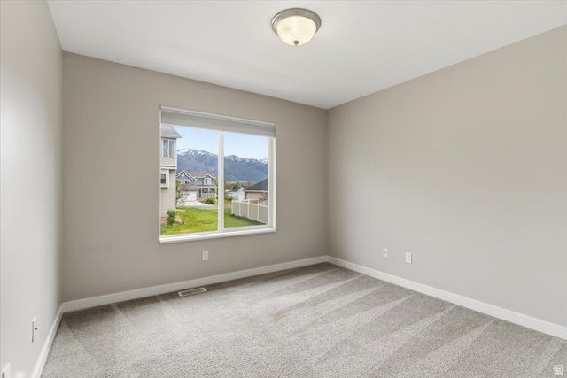 2082 N EVANS COVE LOOP, Layton, UT 84041
