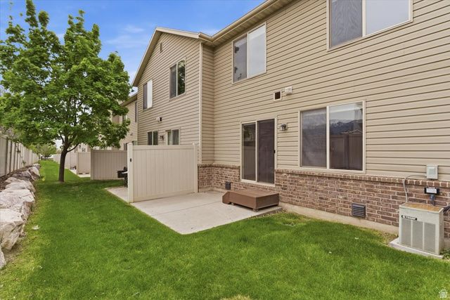 2082 N EVANS COVE LOOP, Layton, UT 84041