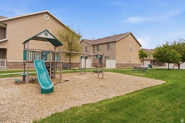 2082 N EVANS COVE LOOP, Layton, UT 84041