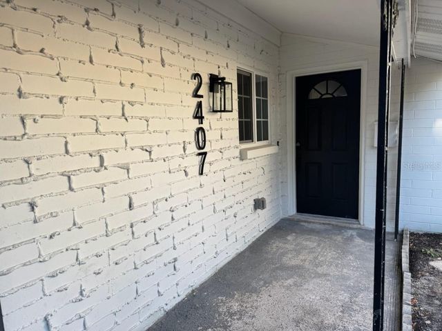 2407 REEF COURT, Orlando, FL 32805