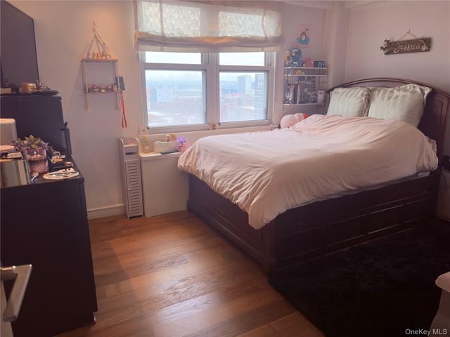 138-10 Franklin Avenue 16PH, Flushing, NY 11355