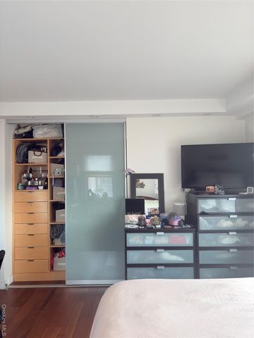 138-10 Franklin Avenue 16PH, Flushing, NY 11355