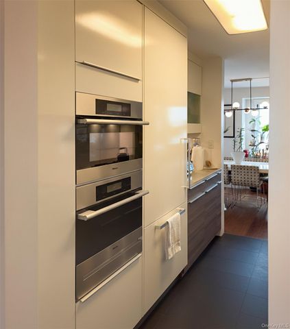 138-10 Franklin Avenue 16PH, Flushing, NY 11355