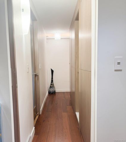 138-10 Franklin Avenue 16PH, Flushing, NY 11355