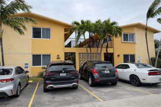 1733 Mayo St 6, Hollywood, FL 33020