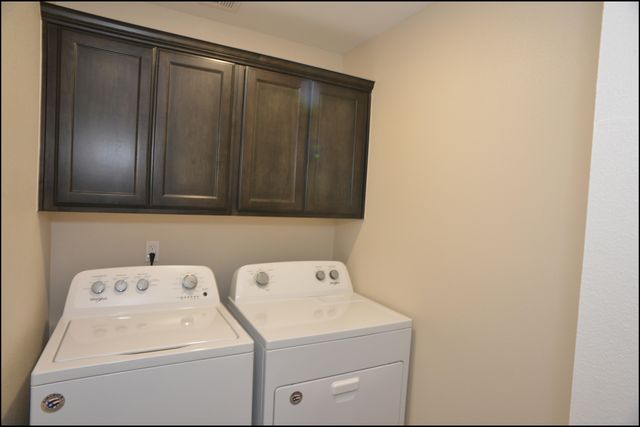 806 TS DANIEL CADENA Drive B, Socorro, TX 79927