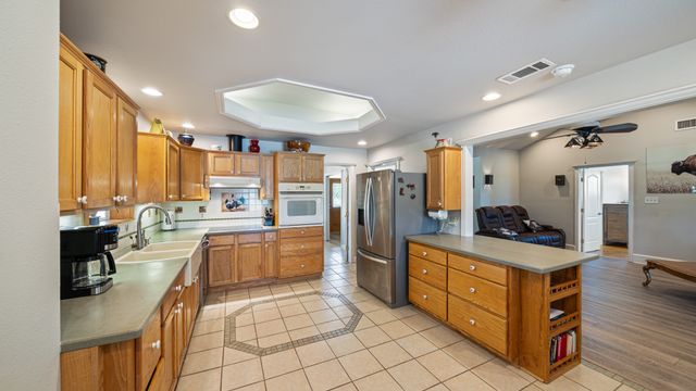 14194 County Road 4015, Mabank, TX 75147