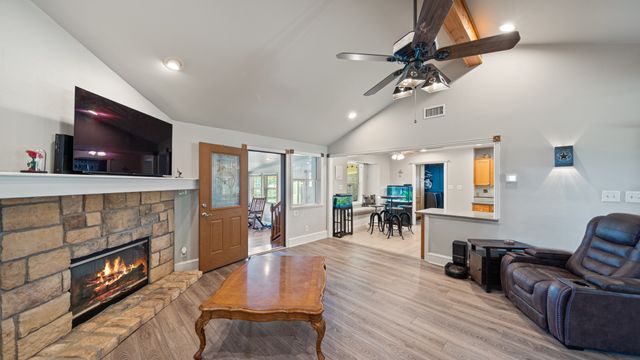 14194 County Road 4015, Mabank, TX 75147