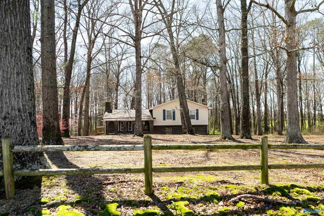 1622 Chavies Road, Rainsville, AL 35968