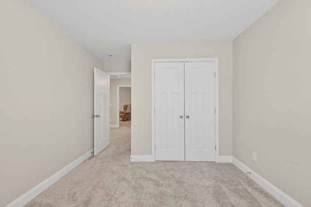430 Longstone Rd, Gallatin, TN 37066