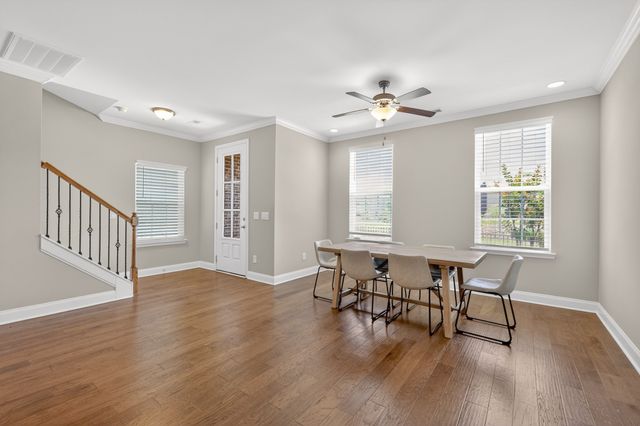 430 Longstone Rd, Gallatin, TN 37066