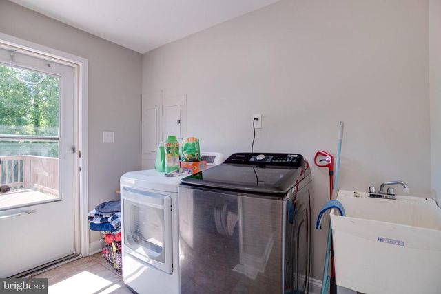 10461 OLD STILLHOUSE RD, Boston, VA 22713