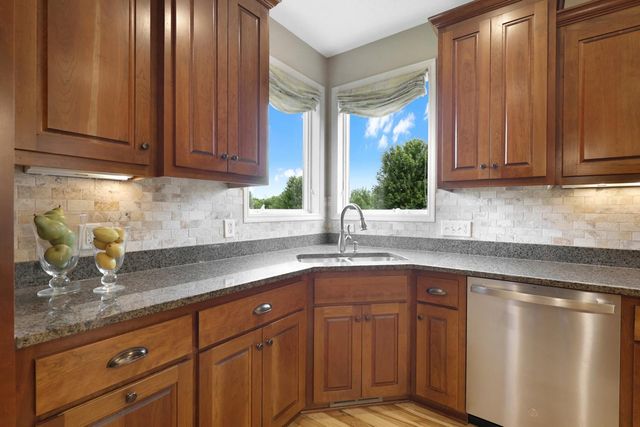 7372 Pine Tree Road, Lakeville, MN 55044