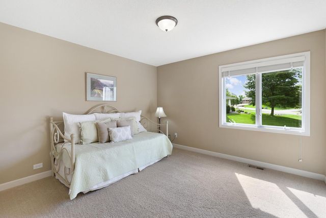 7372 Pine Tree Road, Lakeville, MN 55044