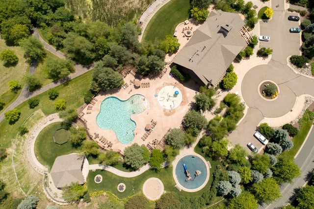 7372 Pine Tree Road, Lakeville, MN 55044