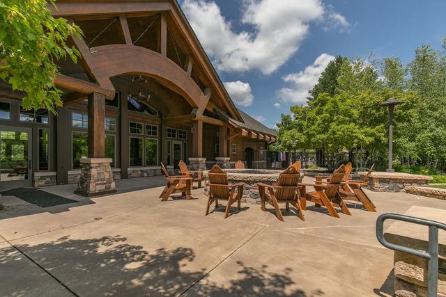 7372 Pine Tree Road, Lakeville, MN 55044