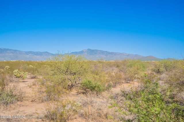 10423 S Keegan Avenue, Vail, AZ 85641