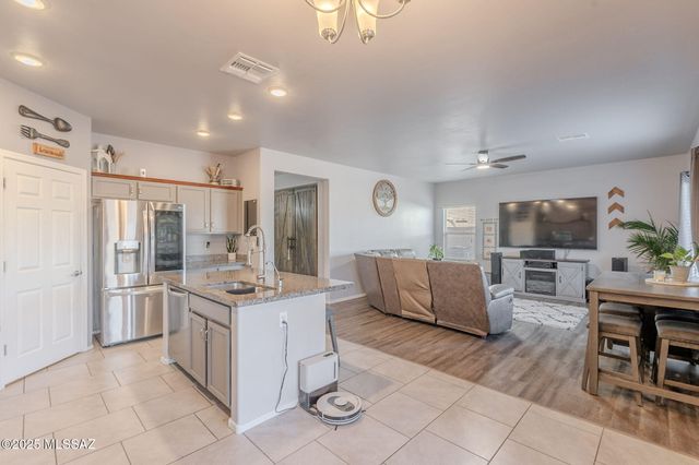 10423 S Keegan Avenue, Vail, AZ 85641