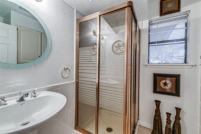 8041 County Road 151, Kaufman, TX 75142