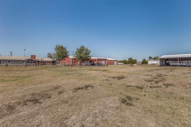 8041 County Road 151, Kaufman, TX 75142