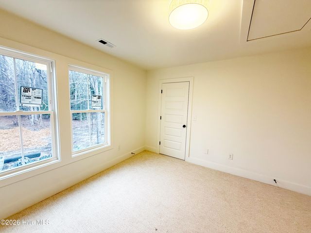 179 S Brightleaf Drive, Arapahoe, NC 28510