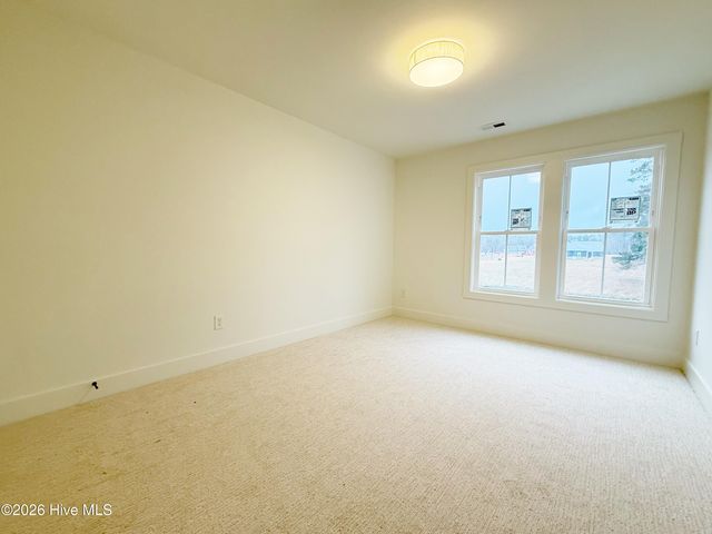 179 S Brightleaf Drive, Arapahoe, NC 28510