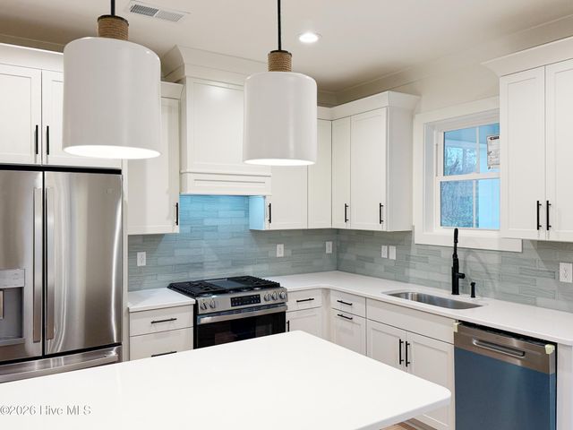 179 S Brightleaf Drive, Arapahoe, NC 28510