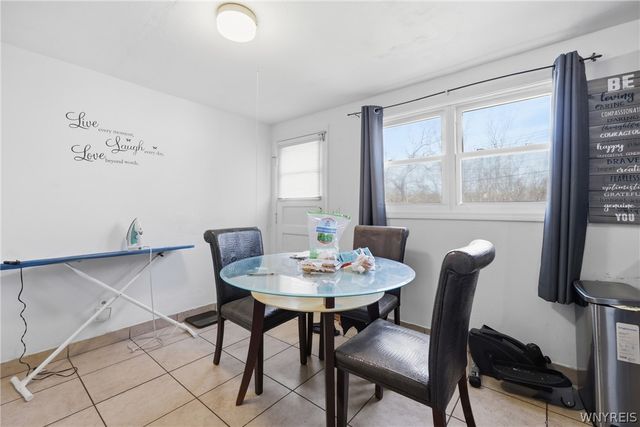 54 Creekside Drive, Cheektowaga, NY 14227