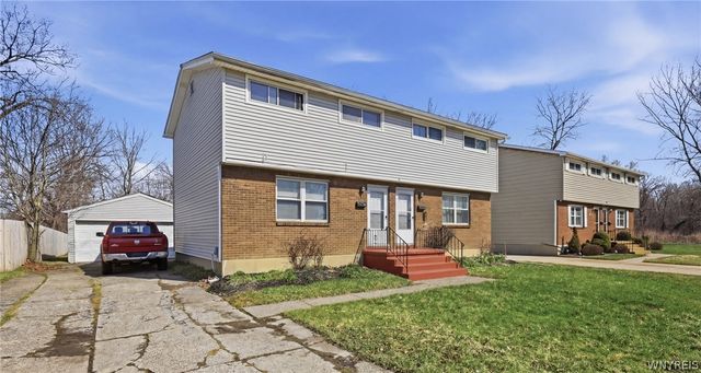 54 Creekside Drive, Cheektowaga, NY 14227