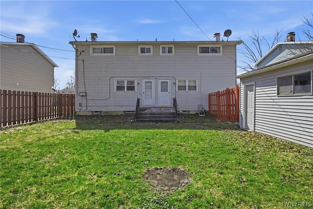 54 Creekside Drive, Cheektowaga, NY 14227