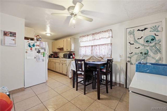 54 Creekside Drive, Cheektowaga, NY 14227