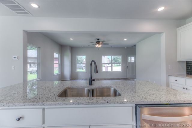 2601 W 65th Street S, Tulsa, OK 74132