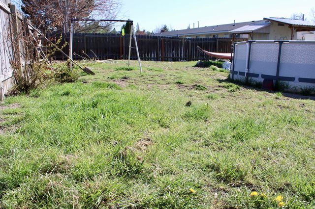10443 Wright Avenue, Klamath Falls, OR 97603