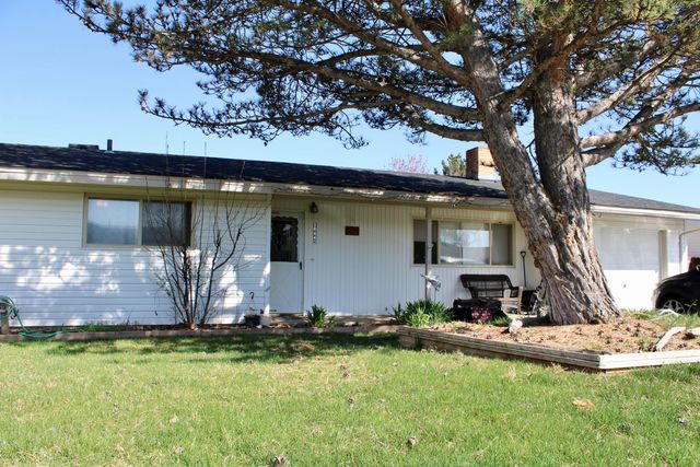 10443 Wright Avenue, Klamath Falls, OR 97603