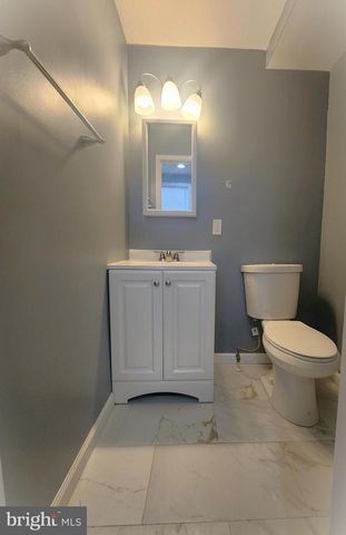 702 CAPITOL HEIGHTS BLVD, Capitol Heights, MD 20743