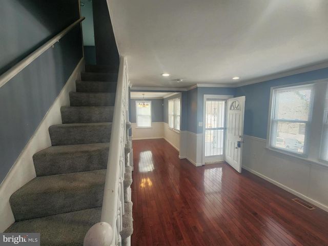 702 CAPITOL HEIGHTS BLVD, Capitol Heights, MD 20743