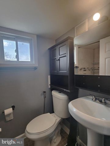 702 CAPITOL HEIGHTS BLVD, Capitol Heights, MD 20743