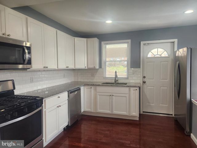 702 CAPITOL HEIGHTS BLVD, Capitol Heights, MD 20743