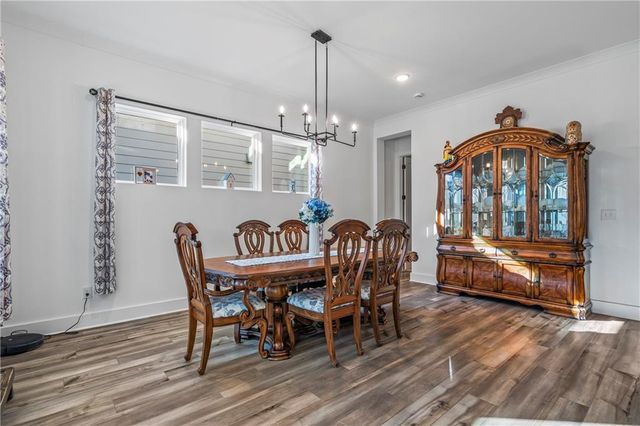 7076 Cottage Grove Drive, Flowery Branch, GA 30542