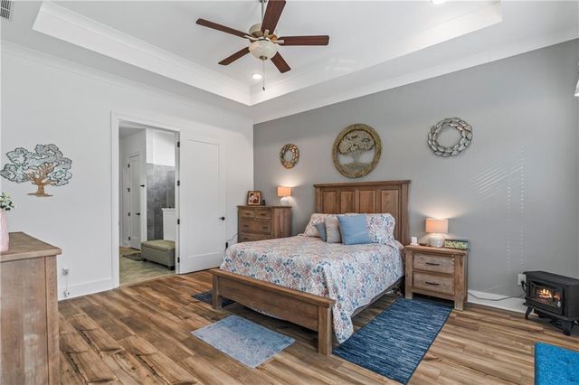 7076 Cottage Grove Drive, Flowery Branch, GA 30542