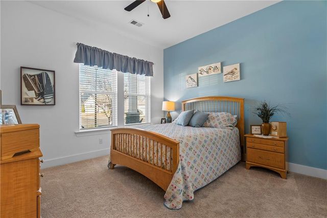 7076 Cottage Grove Drive, Flowery Branch, GA 30542